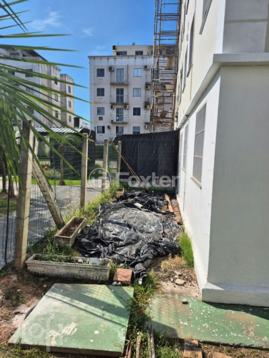 Apartamento à venda com 2 quartos, 42m² - Foto 13