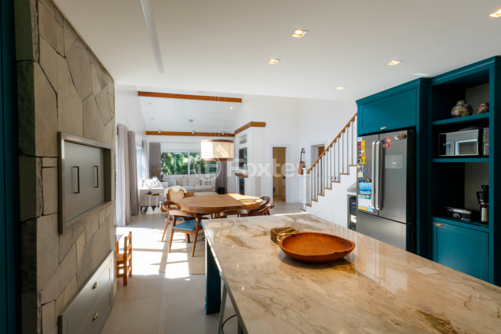 Casa de Condomínio à venda com 4 quartos, 278m² - Foto 19