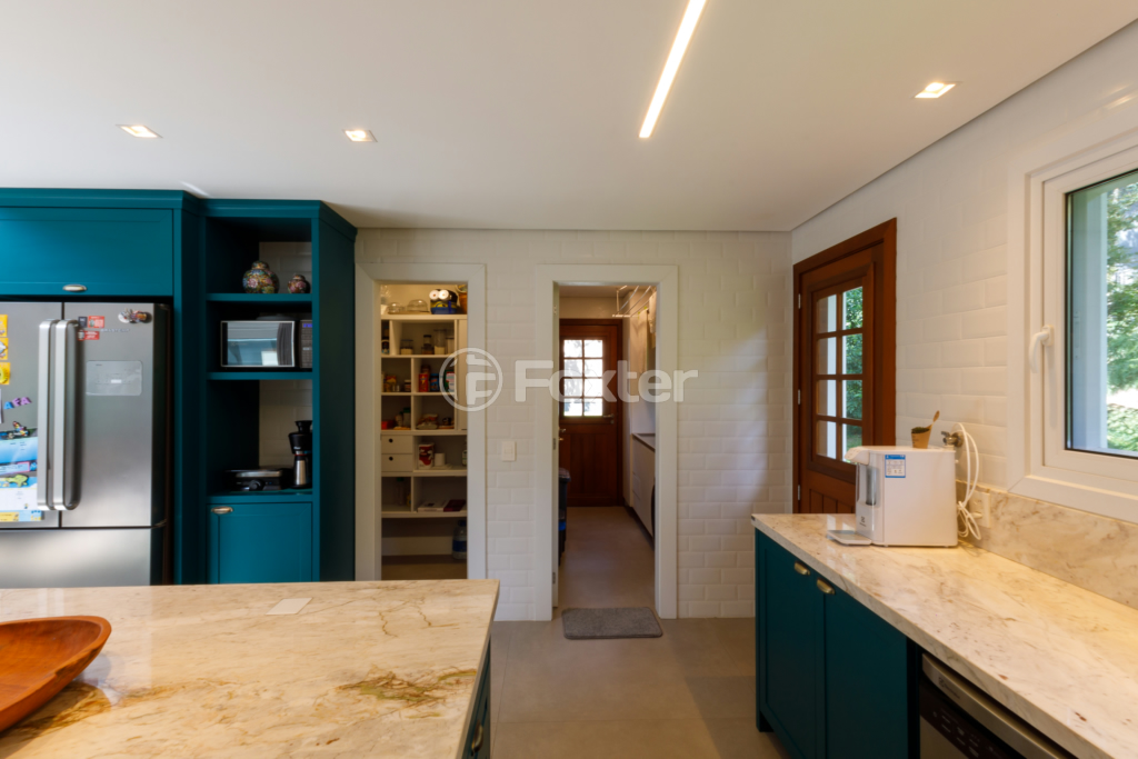 Casa de Condomínio à venda com 4 quartos, 278m² - Foto 20