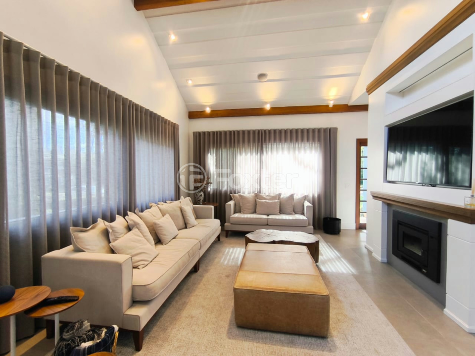 Casa de Condomínio à venda com 4 quartos, 278m² - Foto 4