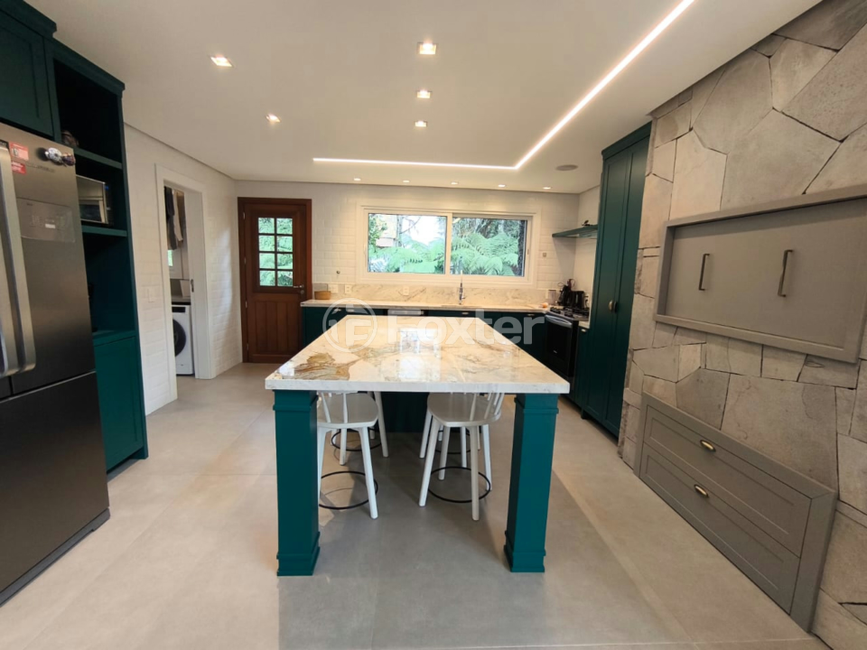 Casa de Condomínio à venda com 4 quartos, 278m² - Foto 25