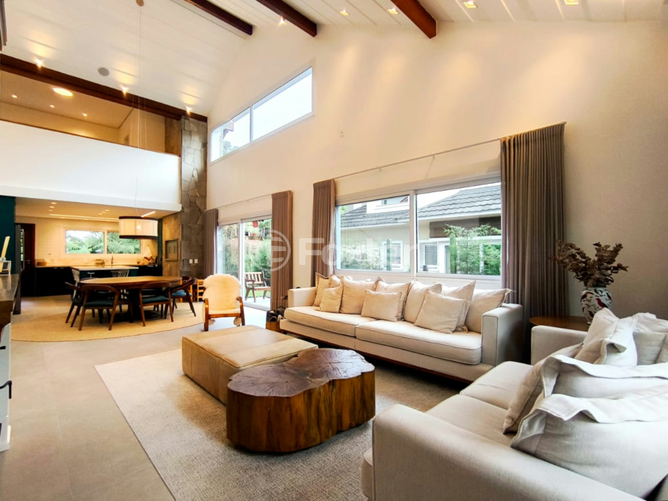 Casa de Condomínio à venda com 4 quartos, 278m² - Foto 5