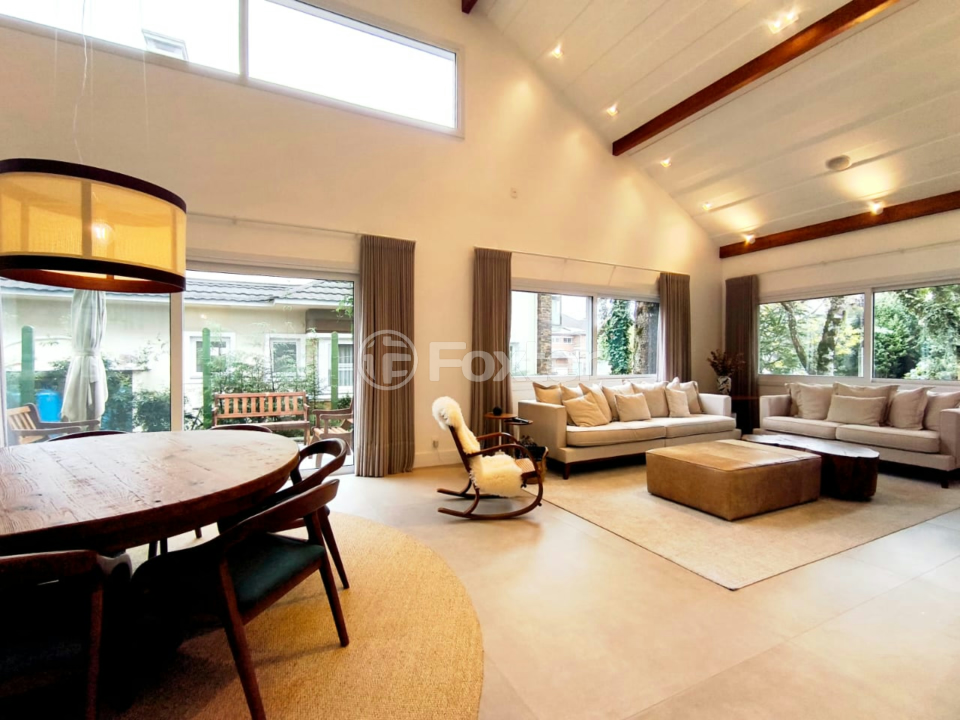 Casa de Condomínio à venda com 4 quartos, 278m² - Foto 13