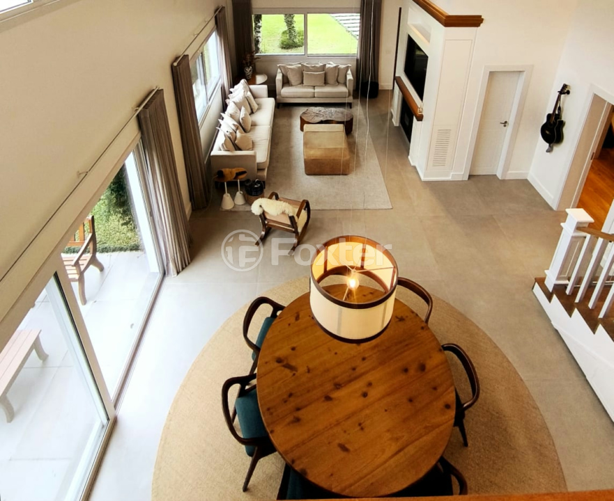 Casa de Condomínio à venda com 4 quartos, 278m² - Foto 14