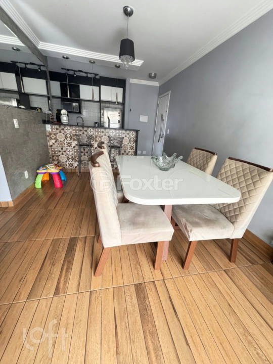Apartamento à venda com 2 quartos, 64m² - Foto 11