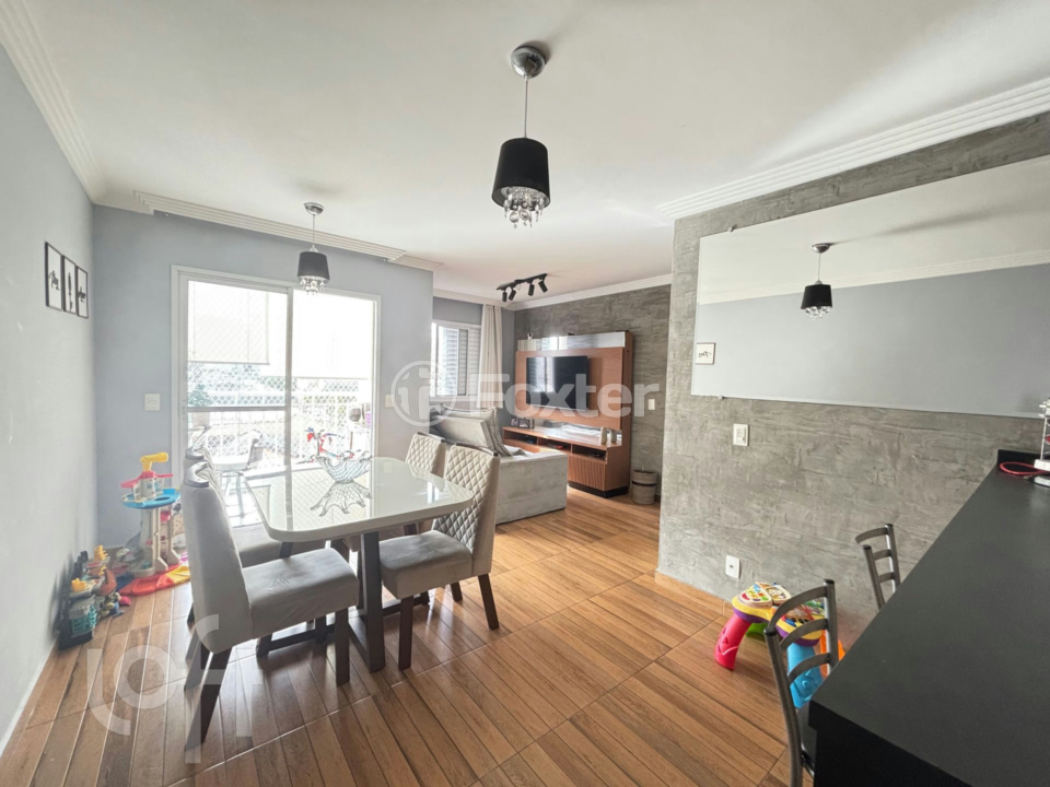 Apartamento à venda com 2 quartos, 64m² - Foto 1
