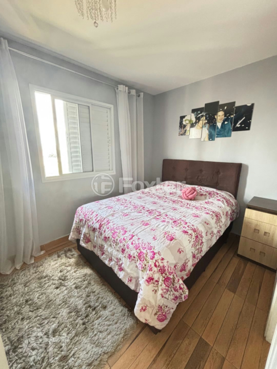 Apartamento à venda com 2 quartos, 64m² - Foto 8