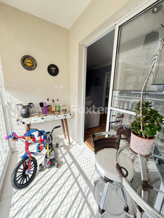 Apartamento à venda com 2 quartos, 64m² - Foto 3
