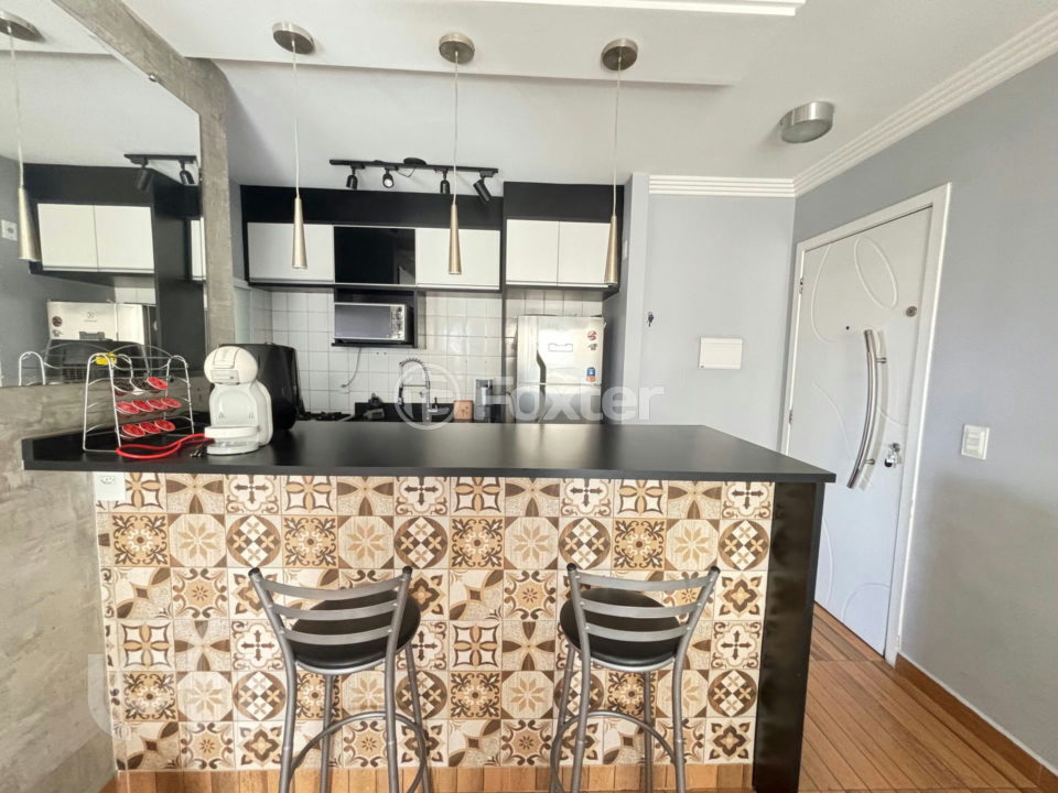 Apartamento à venda com 2 quartos, 64m² - Foto 12