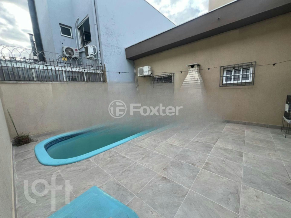 Casa à venda com 2 quartos, 71m² - Foto 7