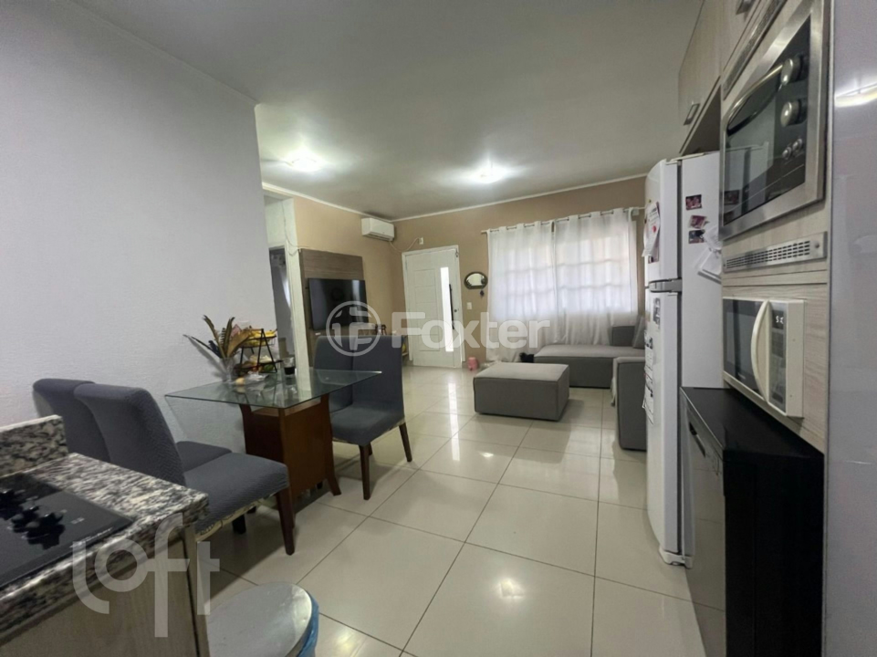Casa à venda com 2 quartos, 71m² - Foto 2
