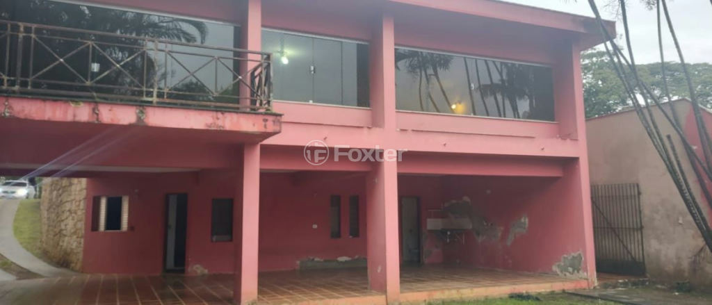 Casa à venda com 4 quartos, 500m² - Foto 1