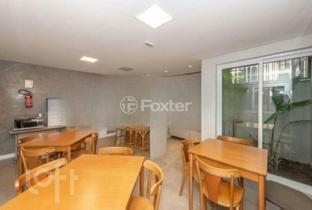 Apartamento à venda com 1 quarto, 50m² - Foto 27
