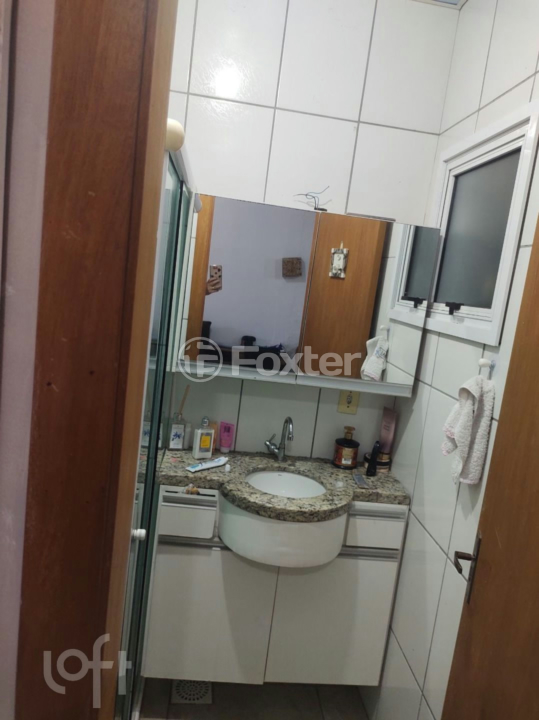 Casa à venda com 2 quartos, 70m² - Foto 11
