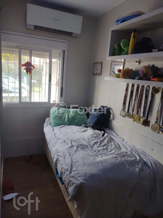 Casa à venda com 2 quartos, 70m² - Foto 8