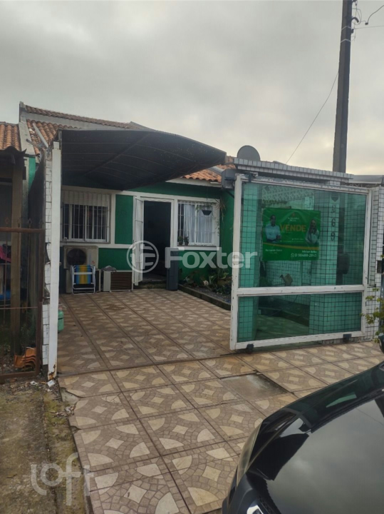 Casa à venda com 2 quartos, 70m² - Foto 1