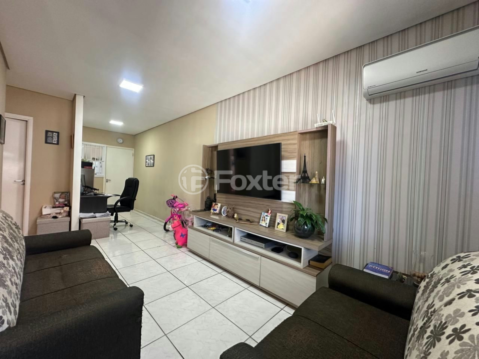 Casa à venda com 2 quartos, 60m² - Foto 12