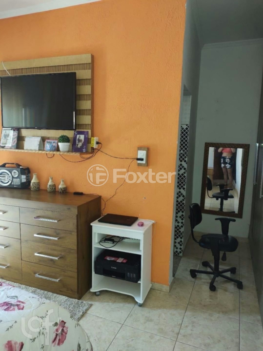 Casa à venda com 3 quartos, 82m² - Foto 2