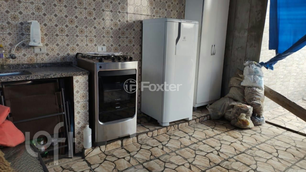 Casa à venda com 3 quartos, 82m² - Foto 5