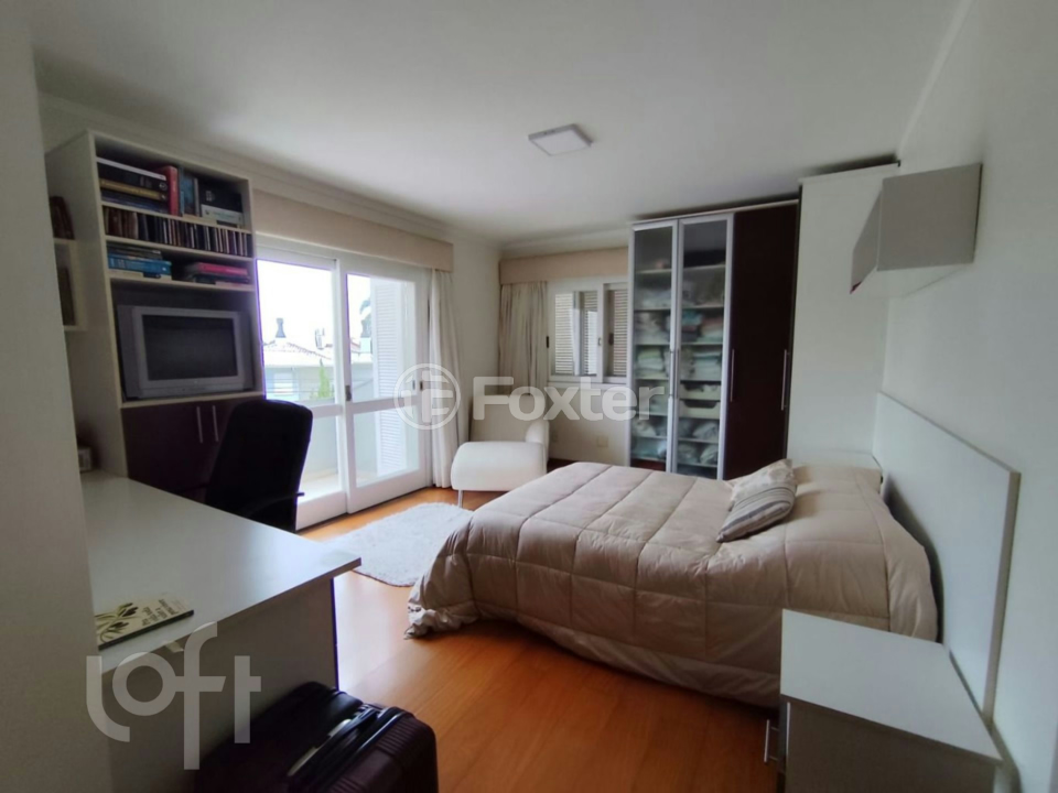 Casa à venda com 3 quartos, 266m² - Foto 14