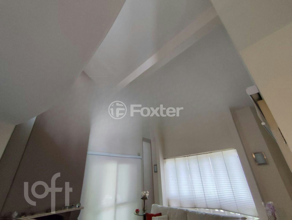 Casa à venda com 3 quartos, 266m² - Foto 7