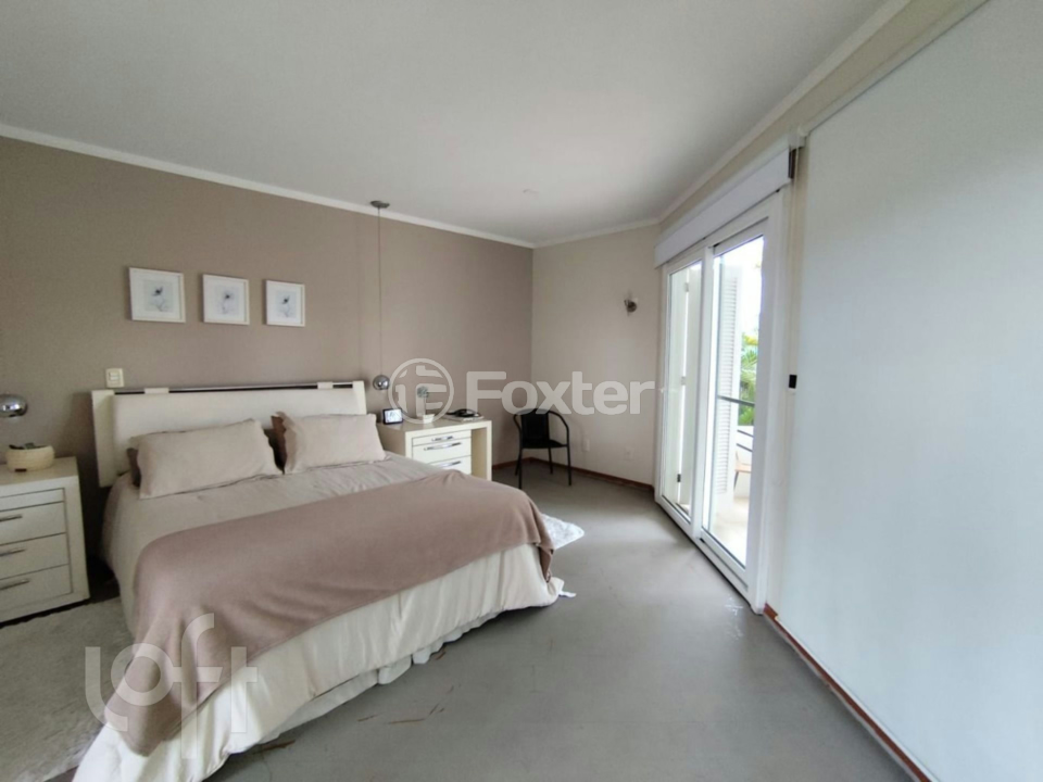 Casa à venda com 3 quartos, 266m² - Foto 17