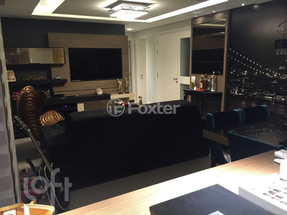 Apartamento à venda com 3 quartos, 110m² - Foto 2