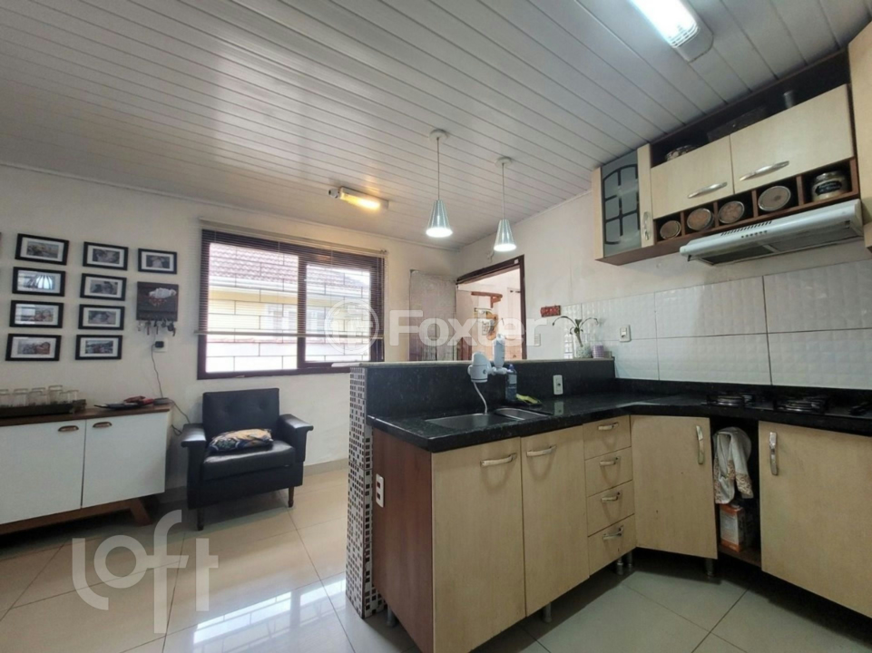 Casa à venda com 3 quartos, 185m² - Foto 8