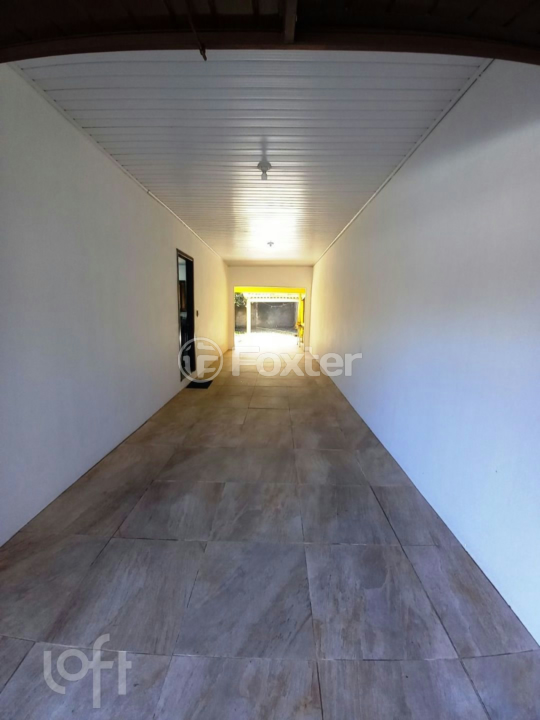 Casa à venda com 2 quartos, 80m² - Foto 13