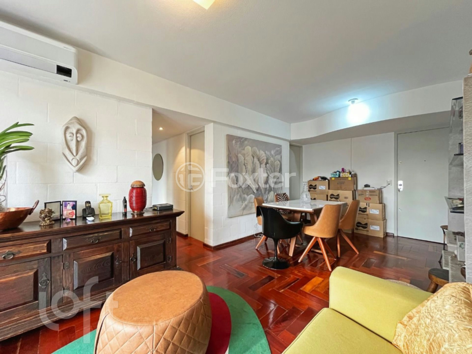 Apartamento à venda com 2 quartos, 71m² - Foto 2