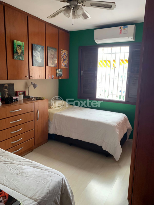 Casa à venda com 3 quartos, 220m² - Foto 22