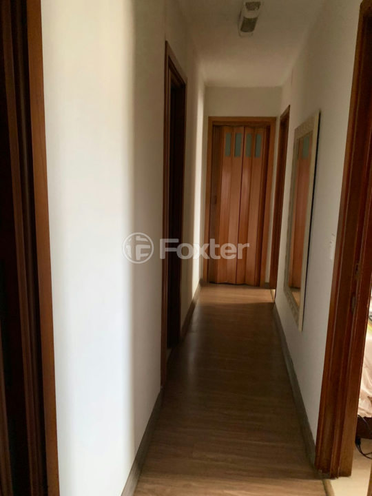 Casa à venda com 3 quartos, 220m² - Foto 18