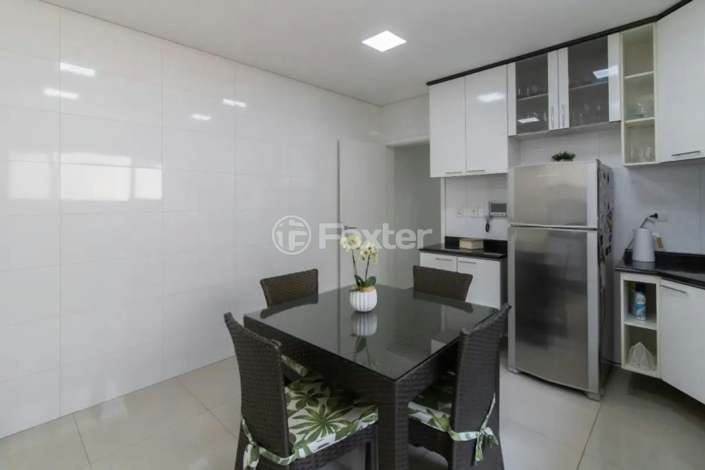 Casa à venda com 3 quartos, 195m² - Foto 4