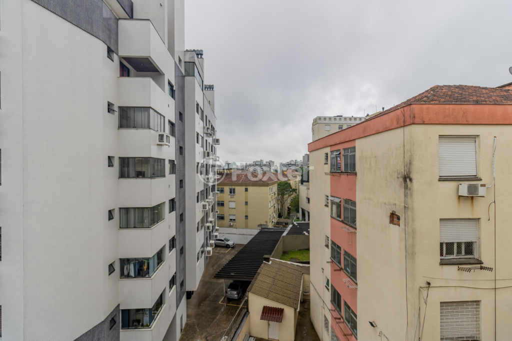 Apartamento à venda com 1 quarto, 43m² - Foto 17