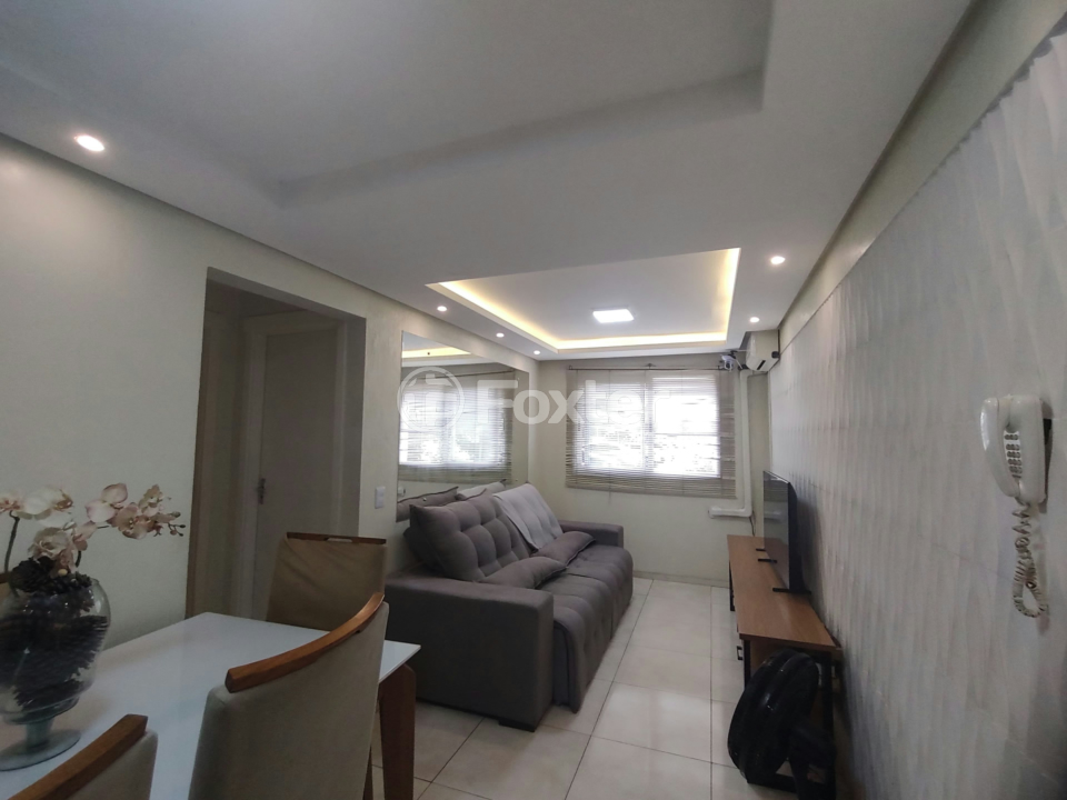 Apartamento à venda com 2 quartos, 45m² - Foto 1
