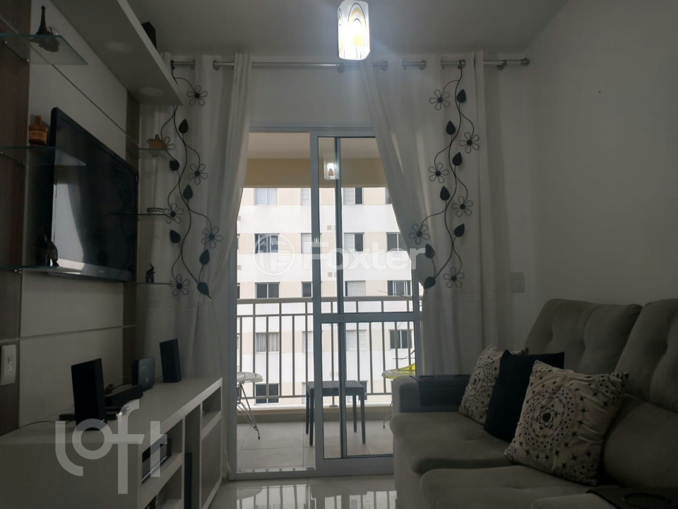 Apartamento à venda com 2 quartos, 64m² - Foto 1