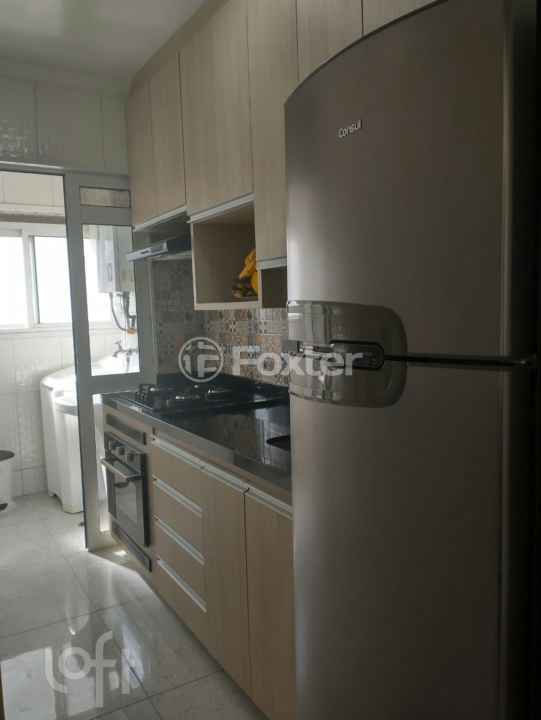 Apartamento à venda com 2 quartos, 64m² - Foto 7