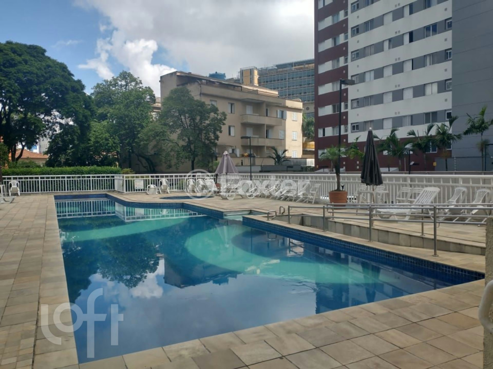 Apartamento à venda com 2 quartos, 64m² - Foto 24