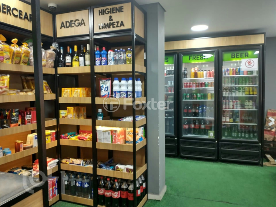 Apartamento à venda com 2 quartos, 64m² - Foto 31