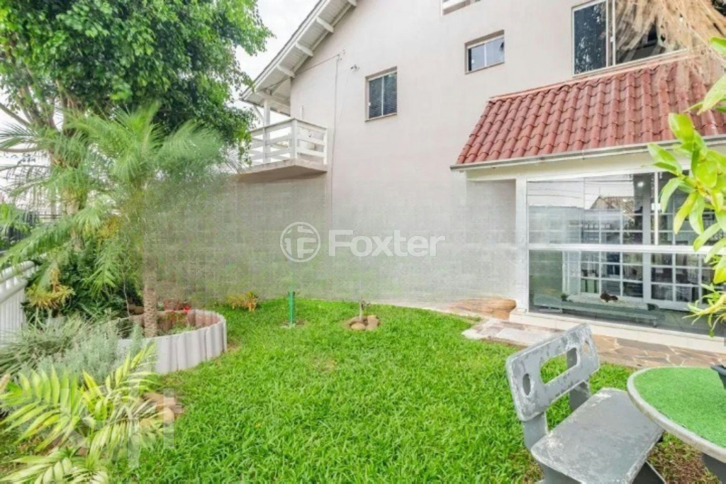 Casa à venda com 3 quartos, 340m² - Foto 35