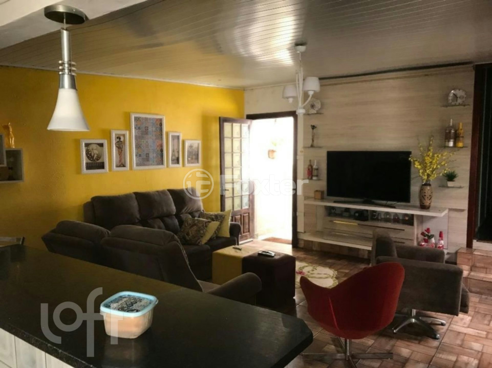 Casa à venda com 5 quartos, 270m² - Foto 1