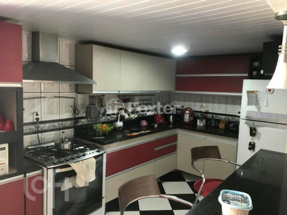 Casa à venda com 5 quartos, 270m² - Foto 4