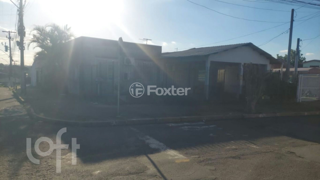 Casa à venda com 5 quartos, 270m² - Foto 2