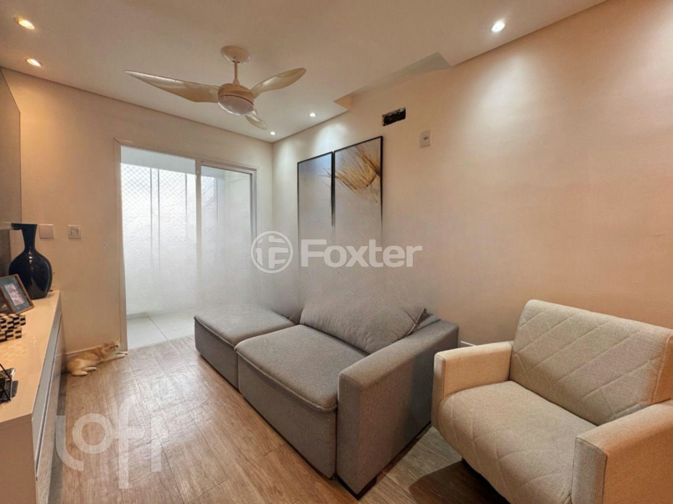Apartamento à venda com 2 quartos, 67m² - Foto 4