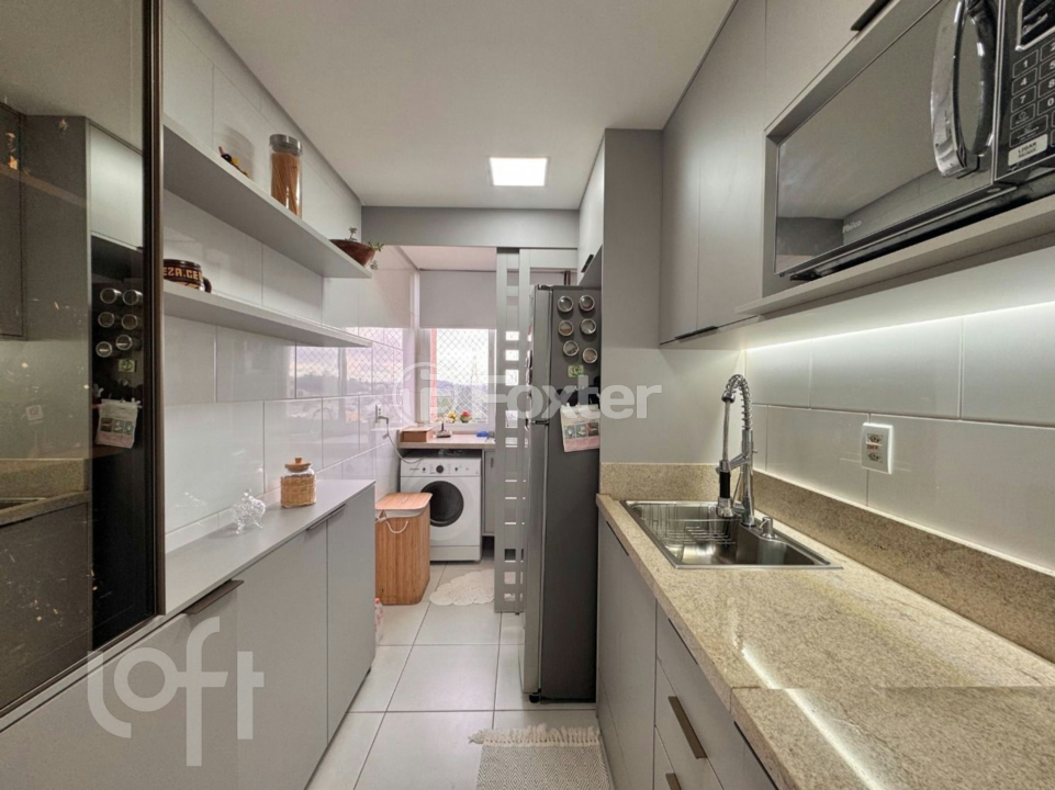 Apartamento à venda com 2 quartos, 67m² - Foto 12
