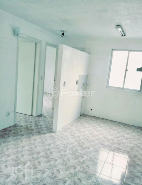 Apartamento à venda com 2 quartos, 38m² - Foto 3