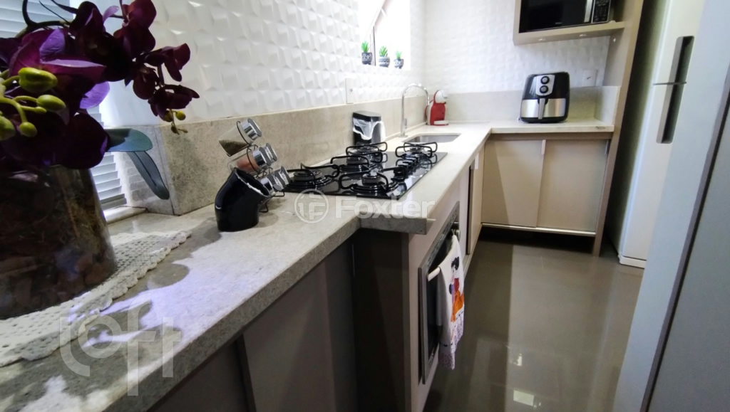 Apartamento à venda com 2 quartos, 75m² - Foto 6