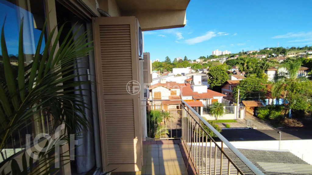 Apartamento à venda com 2 quartos, 75m² - Foto 4