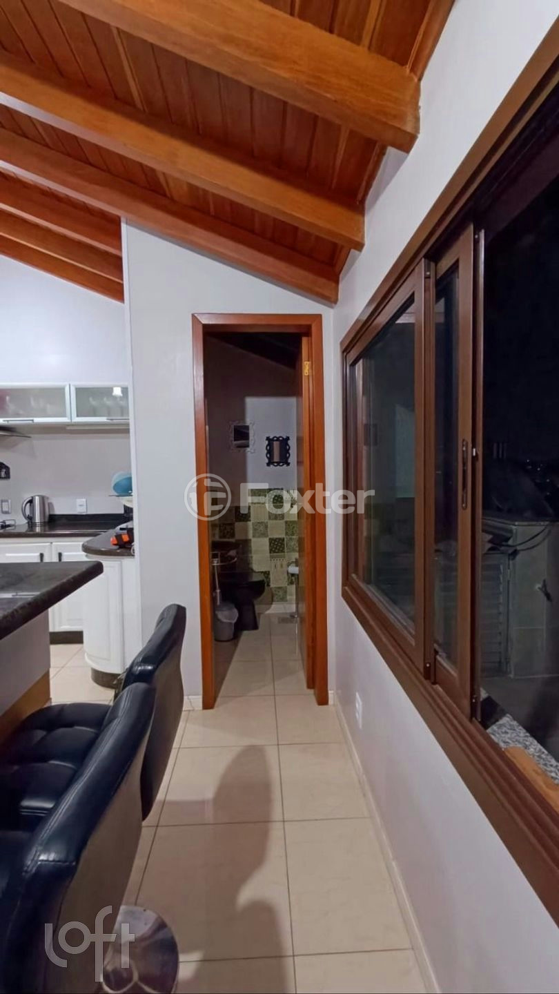 Cobertura à venda com 3 quartos, 250m² - Foto 3