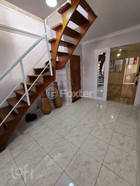Cobertura à venda com 3 quartos, 250m² - Foto 9